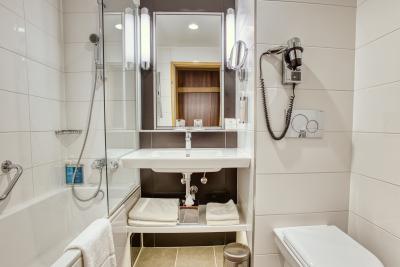 Danubius Grand Hotel Margitsziget - Budapest - baño - ✔️ ENSANA Grand Hotel Margitsziget Budapest - Ensana Hotel Margitsziget