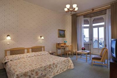 Habitación doble en el Hotel Gellert - fin de semana romántico con ofertas de paquetes - Hotel Gellert Danubius - Gellért Hotel**** Budapest - Hotel Termal en Budapest, Hotel Gellert tarifas especiales, Hungría
