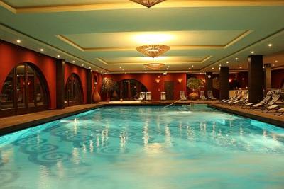 Airport Hotel Stacio Vecses, Budapet - fin de semana de bienestar cerca de Budapest - ✔️ Airport Hotel Stáció Vecsés ✔️ Hotel aeropuerto Budapest