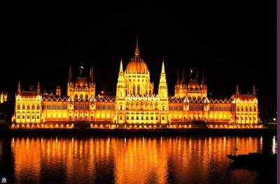 Vista nocturna al Parlamento y al Danubio - Hotel Novotel Danube Budapest - Hotel Novotel Danube Budapest**** - Novotel Danube Budapest