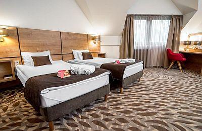 Hotel business y wellness en Budapest - Hotel Rubin de 4 estrellas - habitación - Hotel wellness Budapest, Centro de Wellness RUBIN - Rubin - Wellness - Conferencias - Business - Habitación superior - ✔️ Rubin Wellness Hotel Budapest ✔️ Wellness Hotel Rubin