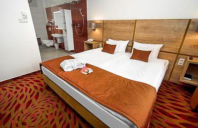 Habitación en el Hotel Business Rubin Budapest - Hotel Rubin de 4 estrellas - Hotel Wellness Budapest, Centro de Wellness Rubin - Rubin - Wellnes - Conferencias - Business - Habitación estándar - ✔️ Rubin Wellness Hotel Budapest ✔️ Wellness Hotel Rubin
